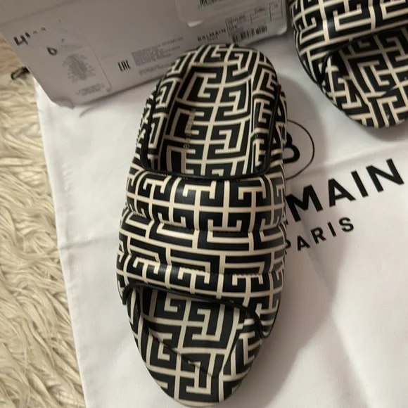 Balmain Black and White logo Slide Sandals-size 36 NEW - Picture 5 of 7